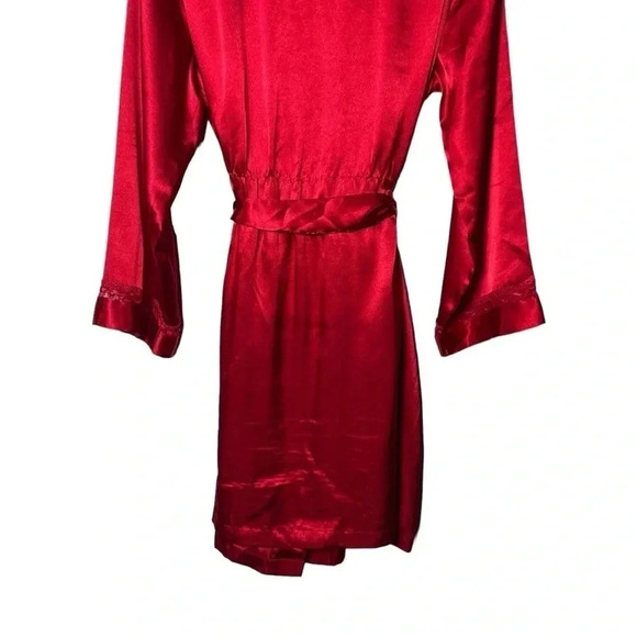1689. VINTAGE MORGAN TAYLOR INTIMATES SATIN SILKY ROBE RED IN COLOR SIZE LARGE - Picture 9 of 9